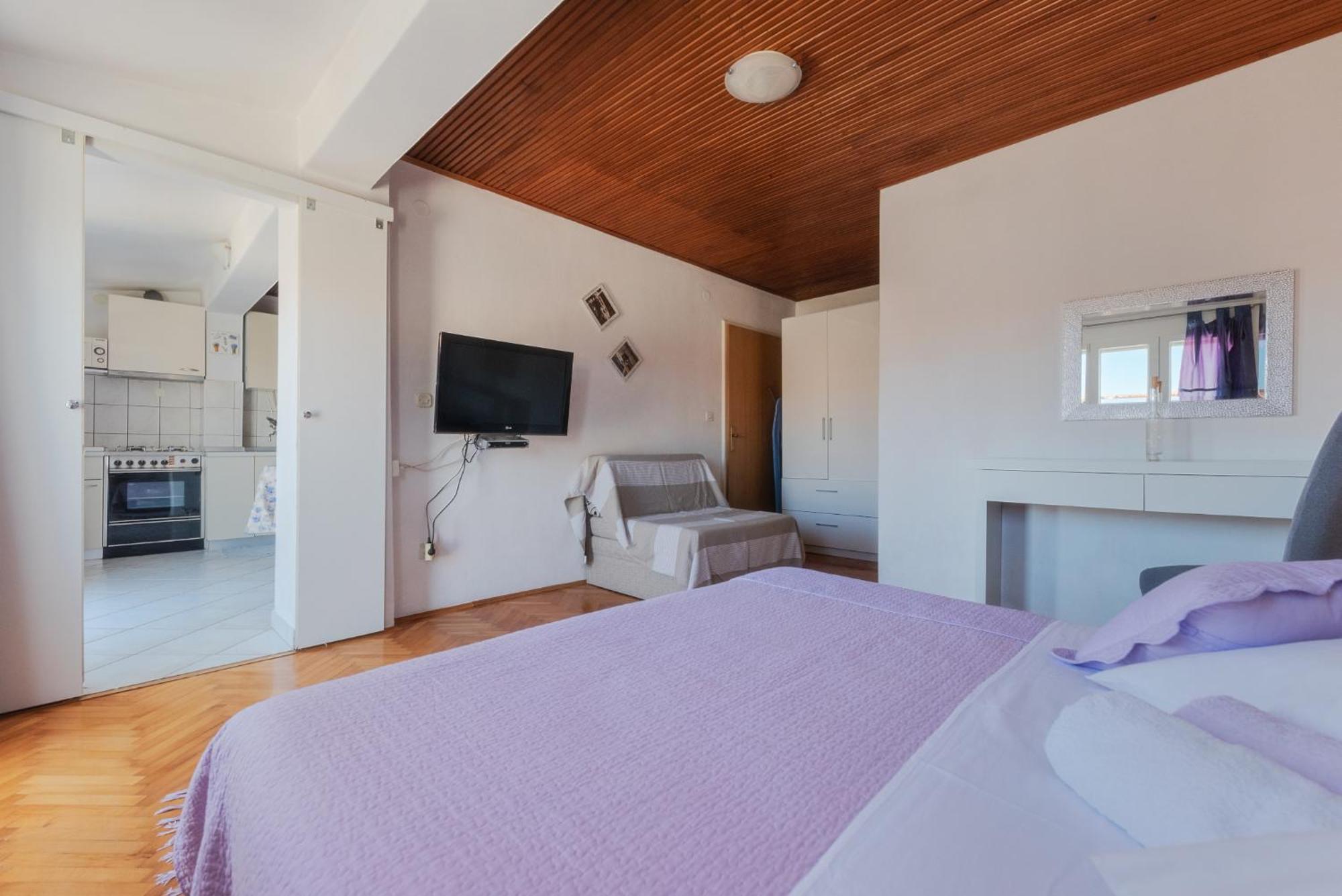 Perica Apartment And Perica Room With Separate Entrance ザダル エクステリア 写真