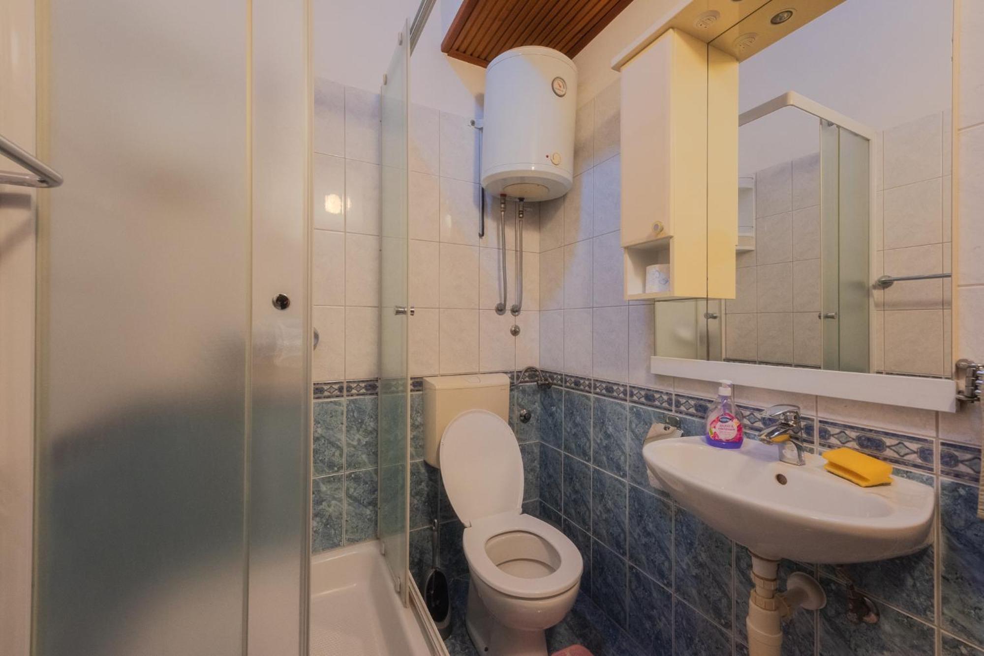 Perica Apartment And Perica Room With Separate Entrance ザダル エクステリア 写真